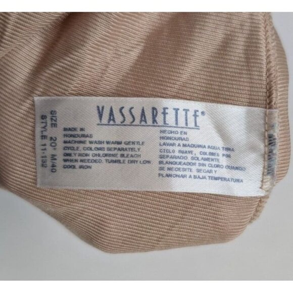 Vassarette Women's Skirt Half Slip Size Medium Beige Nylon - Picture 10 of 13